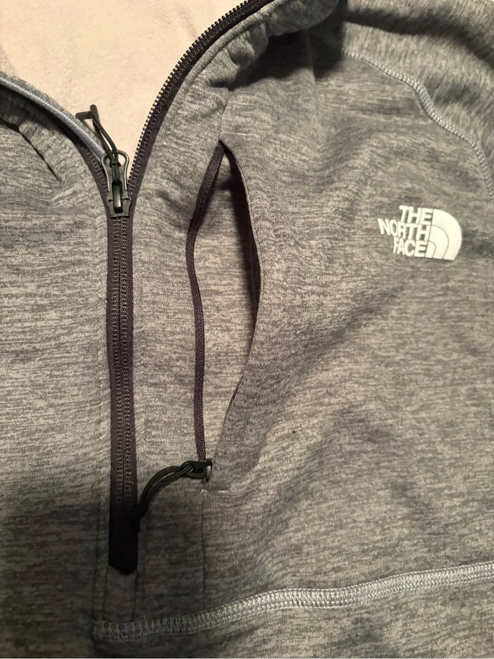 The North Face Men's Heather Gray Quarter-Zip Pullover